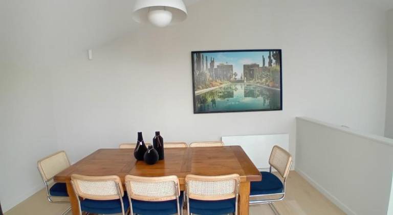 Rental apartment with patio — photo 5