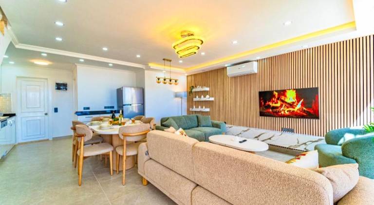 Fully equipped charming house with pool, grill & patio | Good for workation | Pet-friendly — photo 2