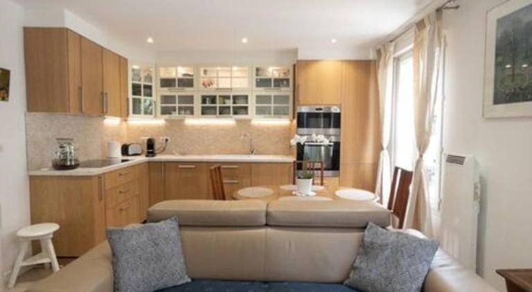 Apartment with 1 room for 4 persons — photo 2