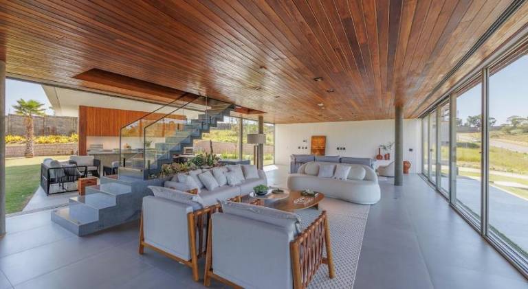 Vacation home with pool & hot tub in Itu