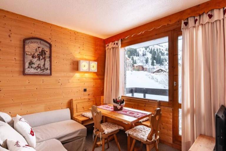 Apartment with 1 room for 4 persons in Courchevel
