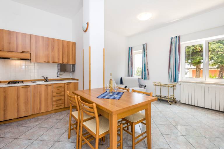 One bedroom apartment with terrace and sea view Mošćenička Draga, Opatija (A-7766-c) — photo 4