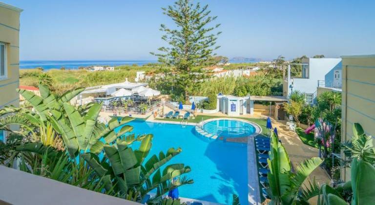 Family-friendly serviced apartment with garden, BBQ & pool | Close to the beach | Pets allowed — photo 5