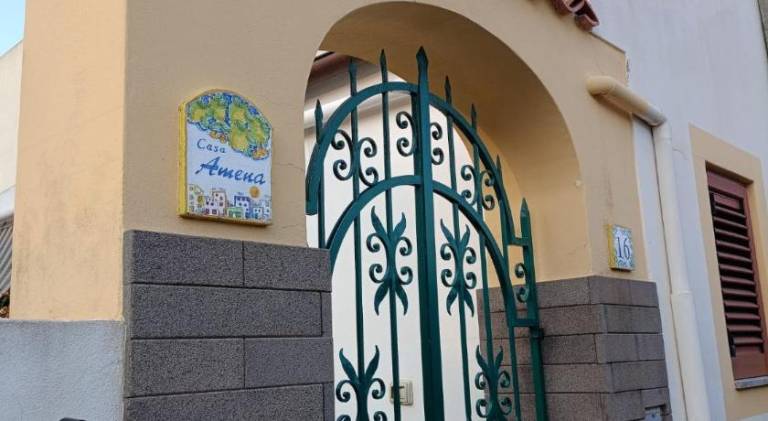 House with 1 room for 3 persons in Lipari