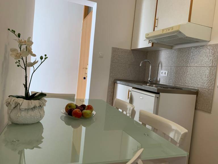 Holiday apartment with barbecue — photo 2