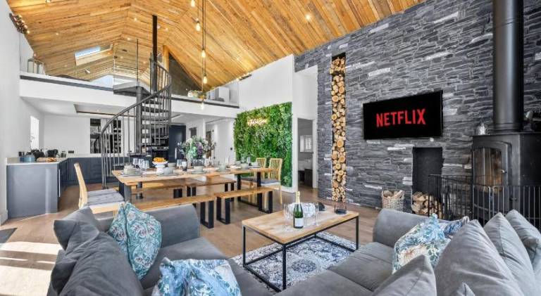 160 m&sup2; Ferienhaus