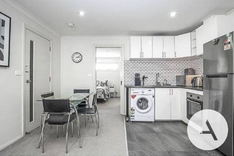 Cottage Woden Valley