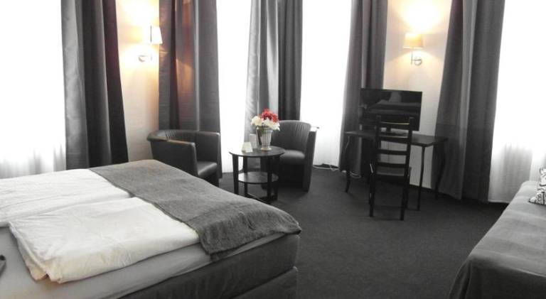 Hotel Frankfurter Hof — photo 3