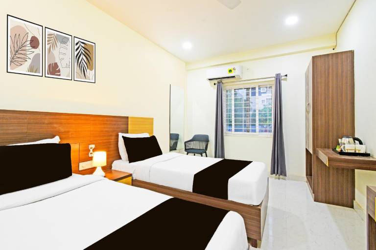 Super Townhouse Kondapur Near Botanical Garden Formerly RRR Inn — photo 2
