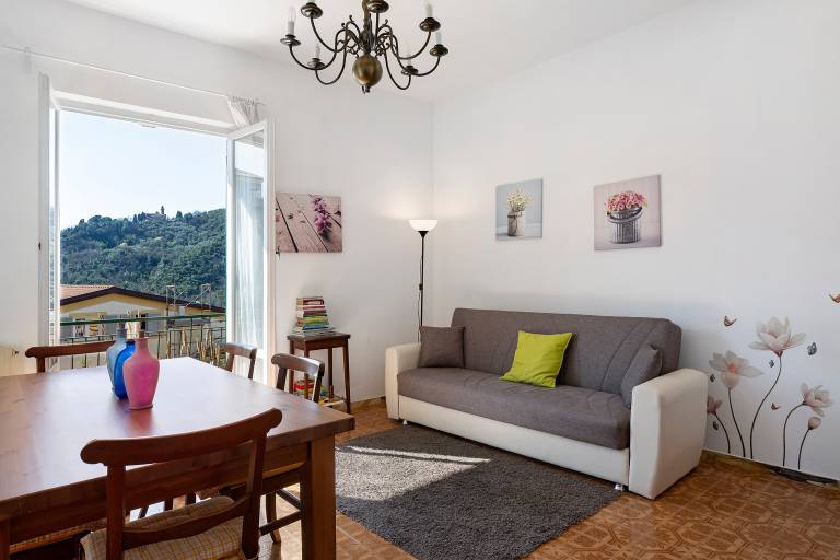 Apartment 'Il Noce - Vicino Chiavari' with Mountain View, Private Garden and Air Conditioning — photo 3