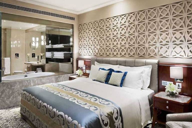 Hotel The Precesion