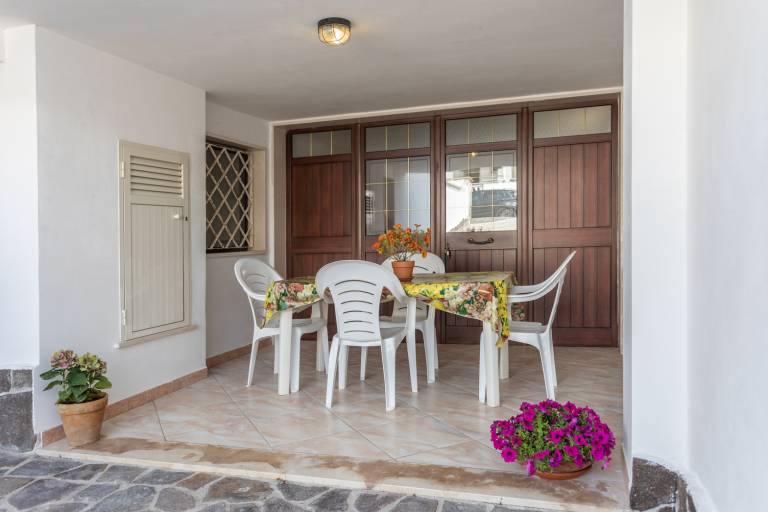 Family-friendly holiday apartment with barbecue, yard & patio | Pets are welcome — photo 5
