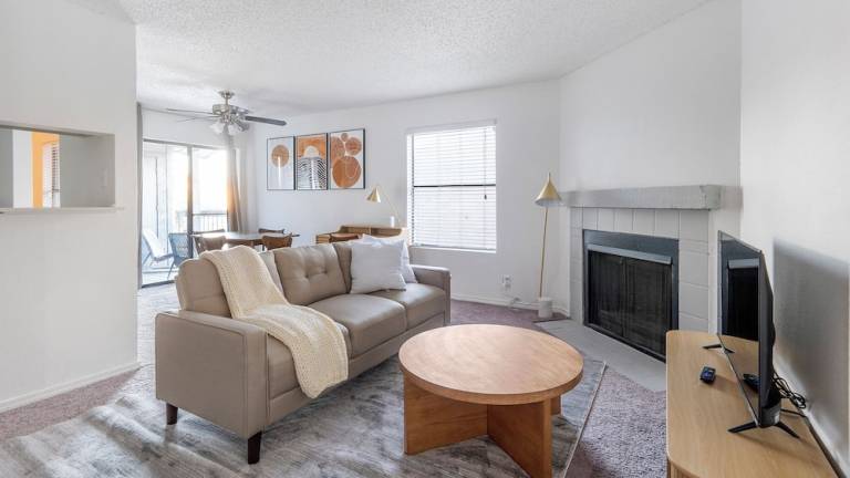 Apartment  Windsor Park