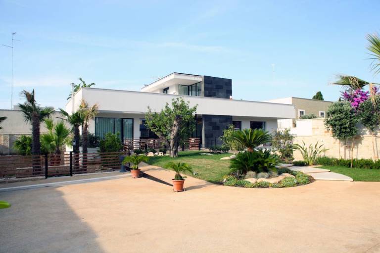 Bed & Breakfast  Bari