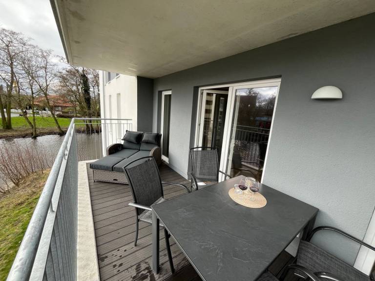 Moderne, hochwertige Ferienwohnung, Sauna, großer Balkon, strandnah — photo 2
