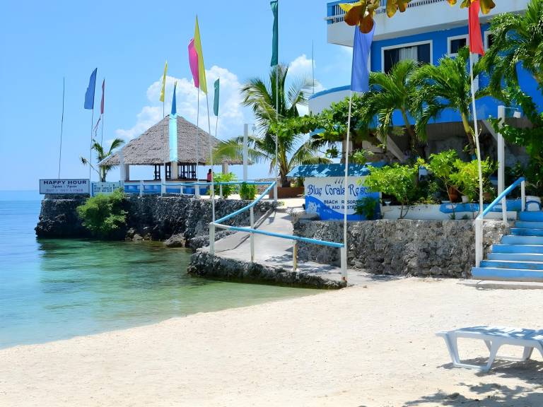Blue Corals Beach Resort in Daanbantayan