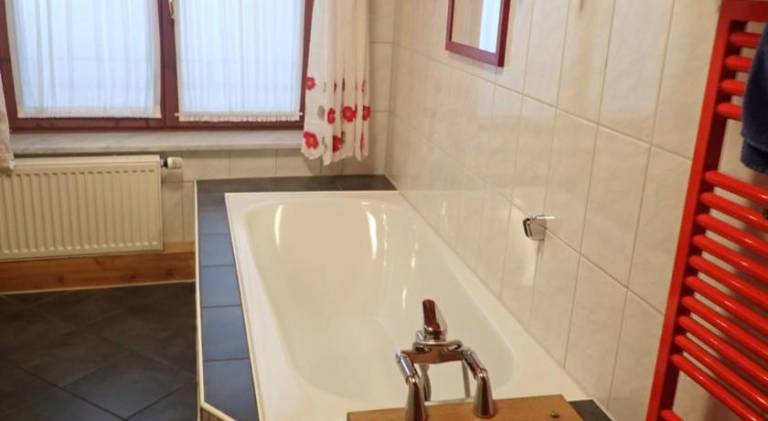Rental apartment with 2 rooms for 5 persons — photo 3