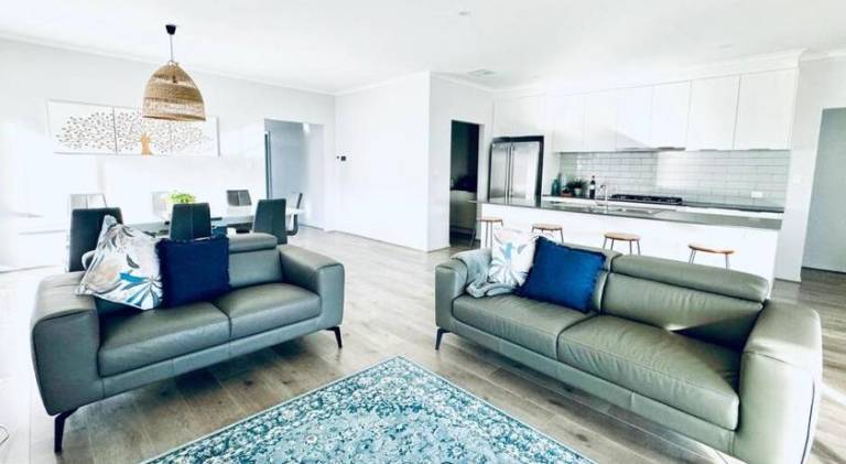 242 m&sup2; Ferienhaus