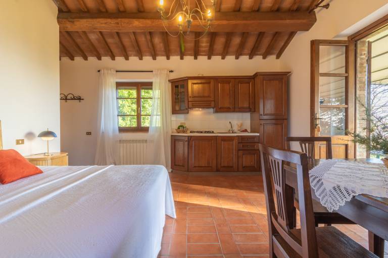 Il Poderaccio Agri-relais: La Chiesina: Il tuo nido d'amore con una splendida vista piscina e Lago di Bolsena — photo 5