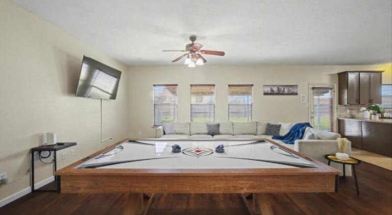 House | Perfect for remote work | Dogs allowed in Baytown, TX