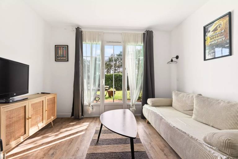 Fully equipped holiday apartment with pool | Pets allowed in Lacanau