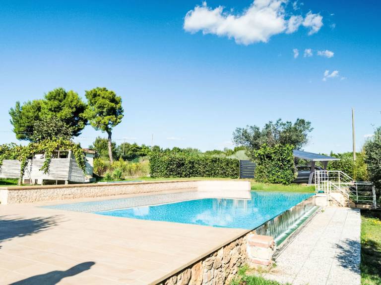 Vacation home with garden, terrace & private pool — photo 2