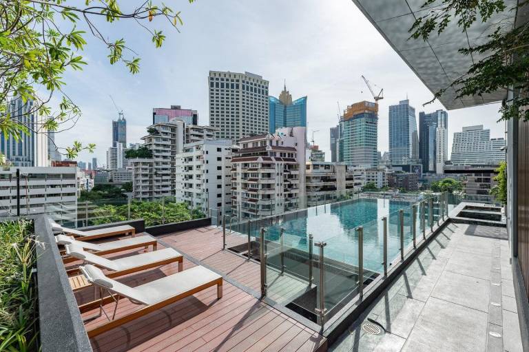 Apartamento Khlong Toei