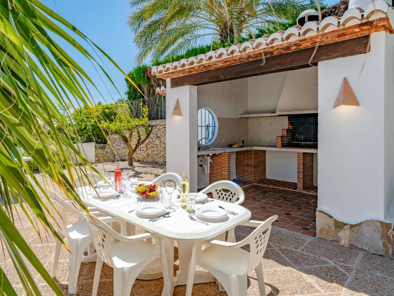 Fully equipped house with yard, terrace & private pool | Beach nearby | Good for workation | Pets allowed — photo 5