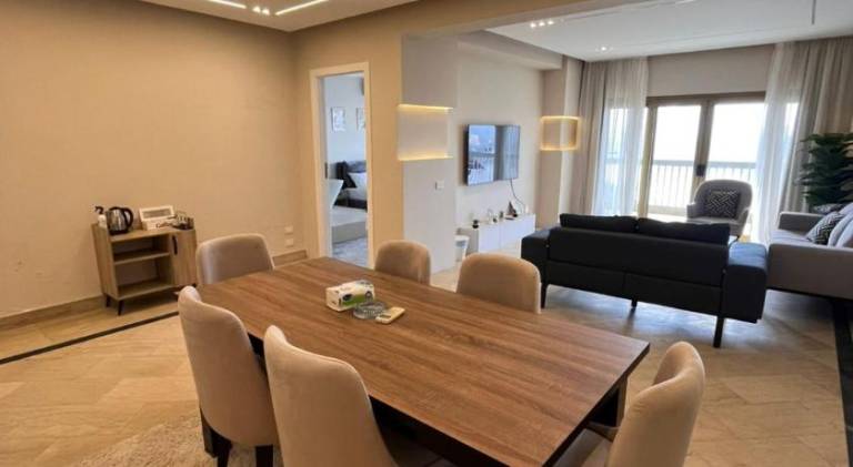 Apartment with jacuzzi | Pet-friendly — photo 3