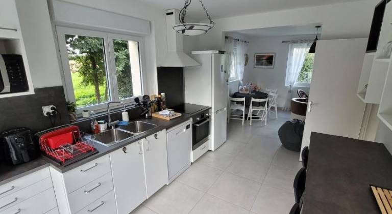 Beautiful house with terrace, barbecue & yard | Perfect for remote work | Pets are welcome — photo 4