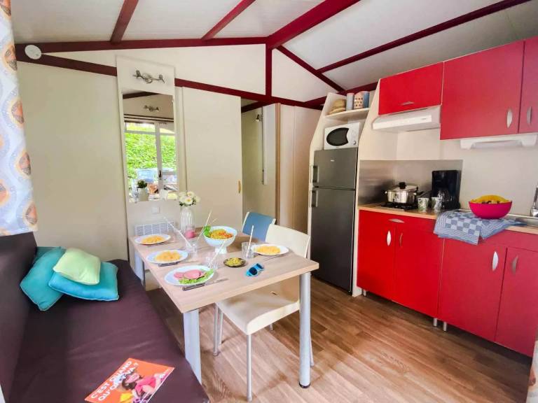 Campsite Les Truffières de Dordogne - Chalet Comfort 3 Rooms 4 People — photo 2