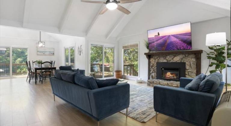 Vacation home with pool in Osage Beach, MO