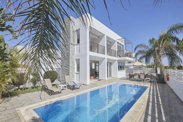 Cottage Paralimni