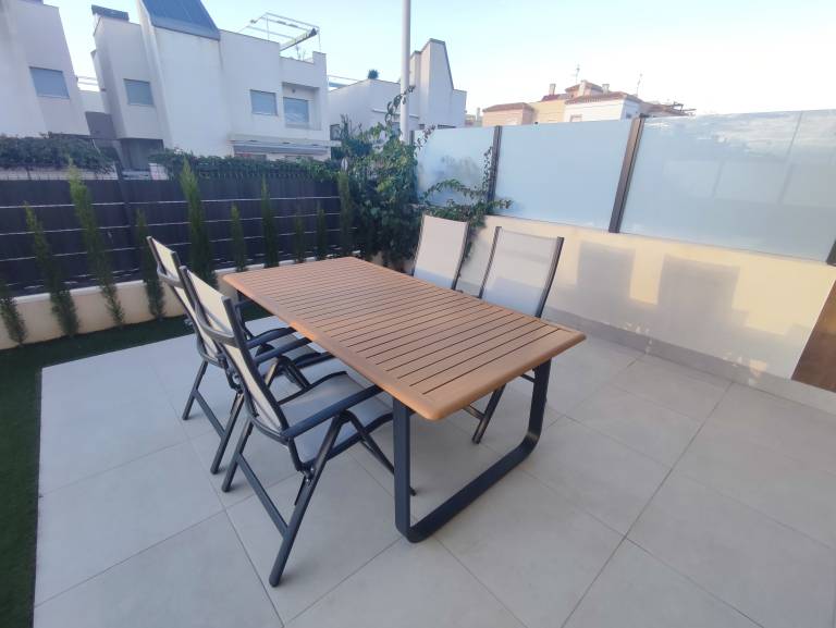 Fully equipped ample apartment with pool & garden | Beach view | Pets are welcome — photo 4