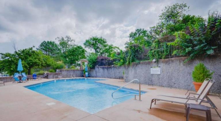 Vacation home with pool | Dogs allowed — photo 5