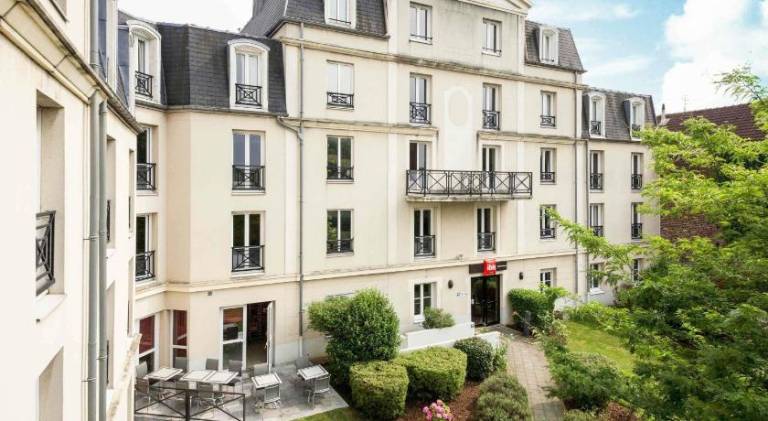 Ibis Valenciennes — photo 4