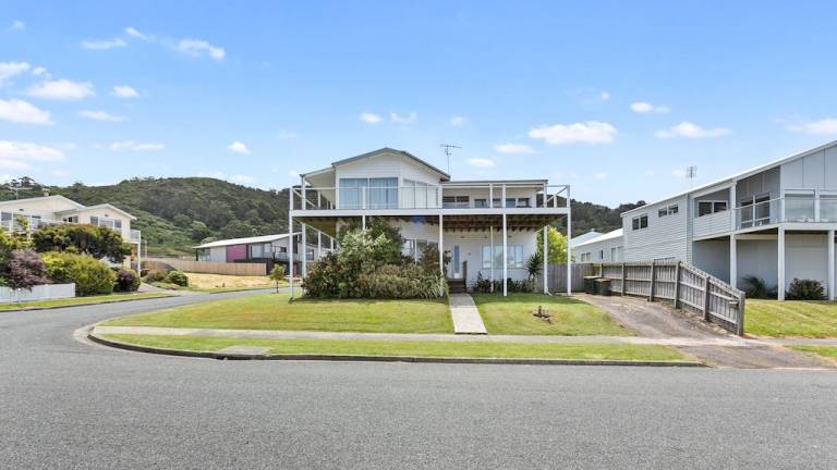 House Apollo Bay
