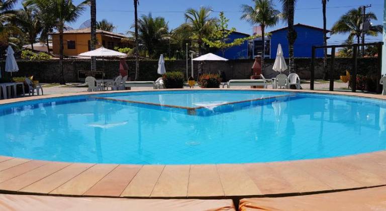 Apartment with pool — photo 3