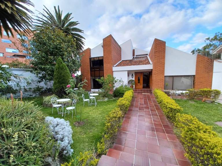 Mochiliers Hostel