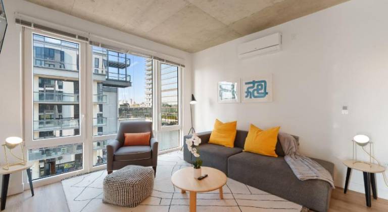 Sophisticated 4BR Suite Modern and Luxurious