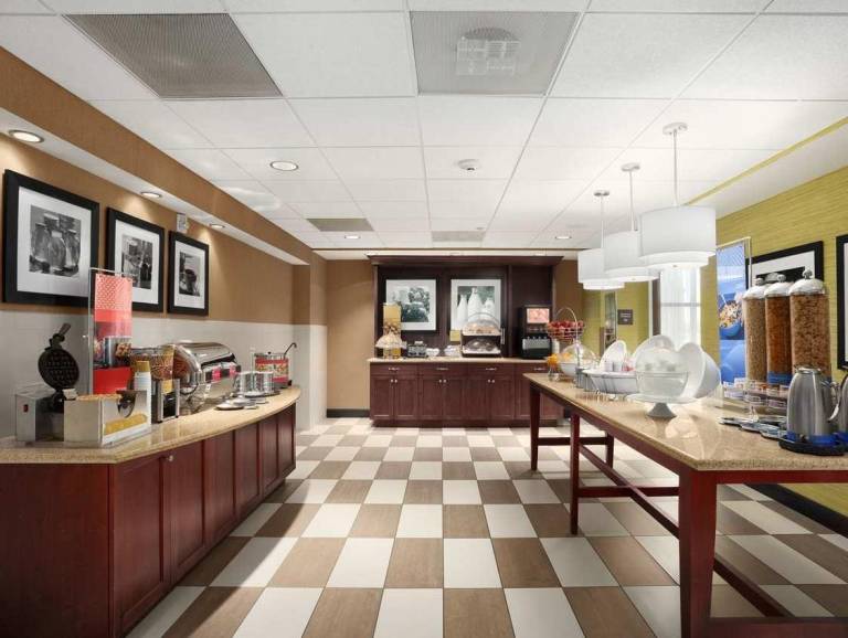 Hampton Inn Sheridan — photo 5