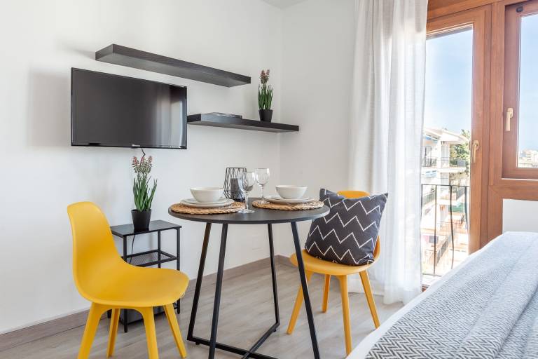 Studio with barbeque & garden | Next to the beach | Good for workation | Pets allowed — photo 3