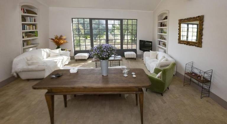 Villa with 5 rooms for 10 persons — photo 2