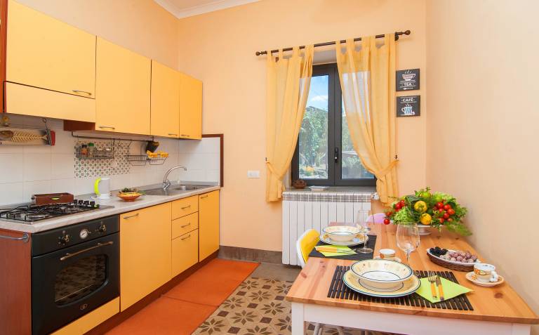 Holiday Apartment "Li Galli Romantica" with Sea View, Balcony & Wi-Fi — photo 4
