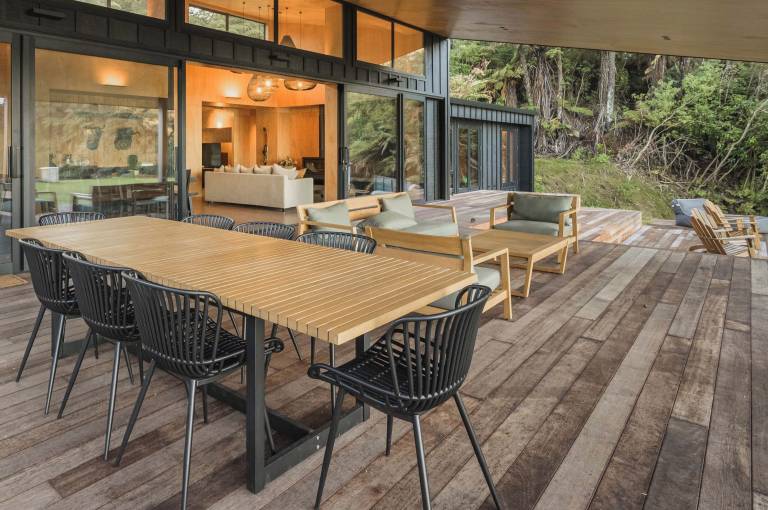 House  Mourea