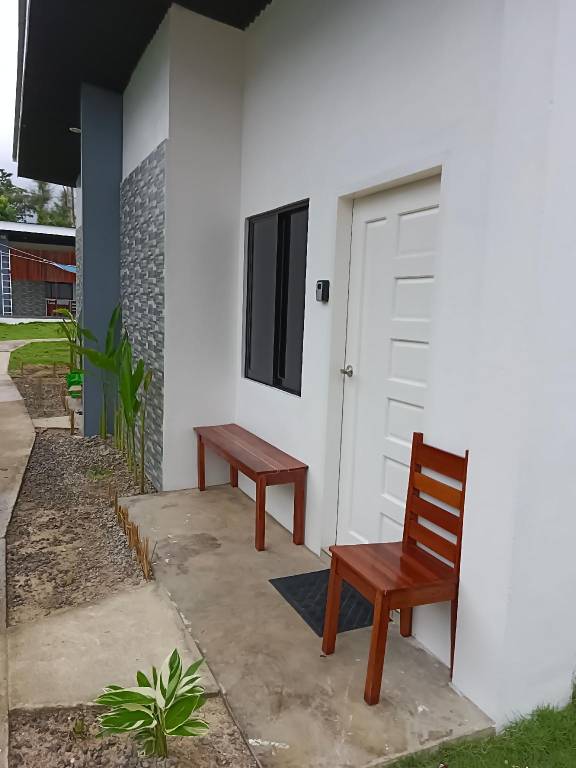 Villa with garden, pool & barbecue | Perfect for remote work | Pets are welcome in General Luna