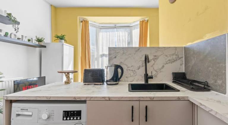 Apartment with 1 room for 4 persons — photo 3