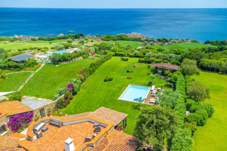 Villa Capo Coda Cavallo