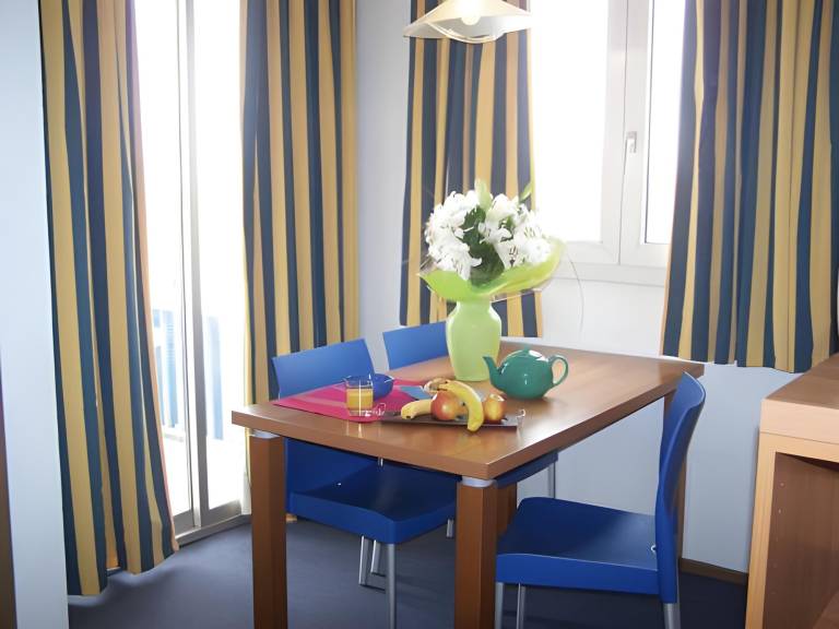 Serviced apartment with sauna & pool | Pets are welcome — photo 5