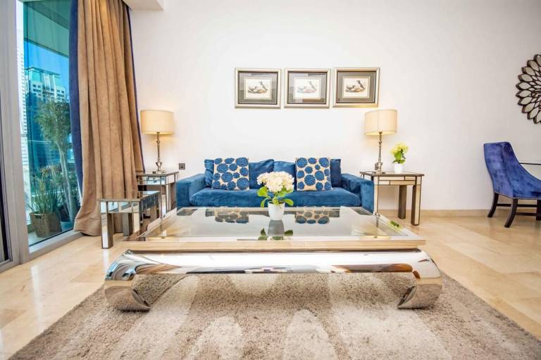 Stylish and Sleek 1 Bed Study near the JBR beach in Abu Dhabi
